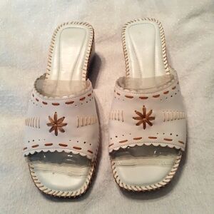 St Johns Bay Sz9 Leather Slip On Embellished Low Heel Open Toe Shoes